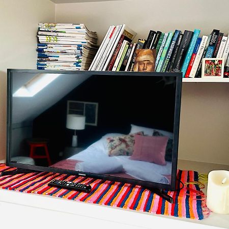 Heathers Loft Space Apartment London Bagian luar foto
