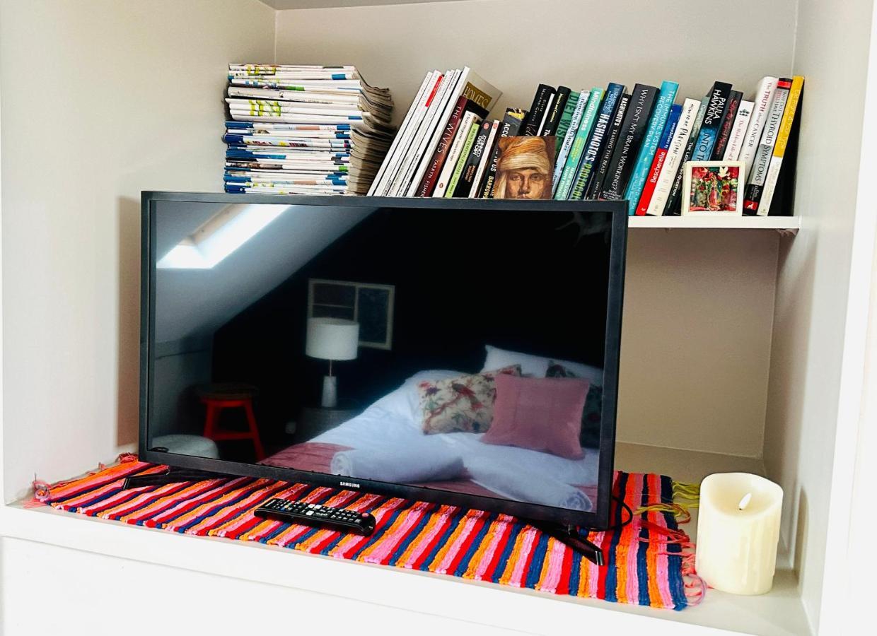 Heathers Loft Space Apartment London Bagian luar foto