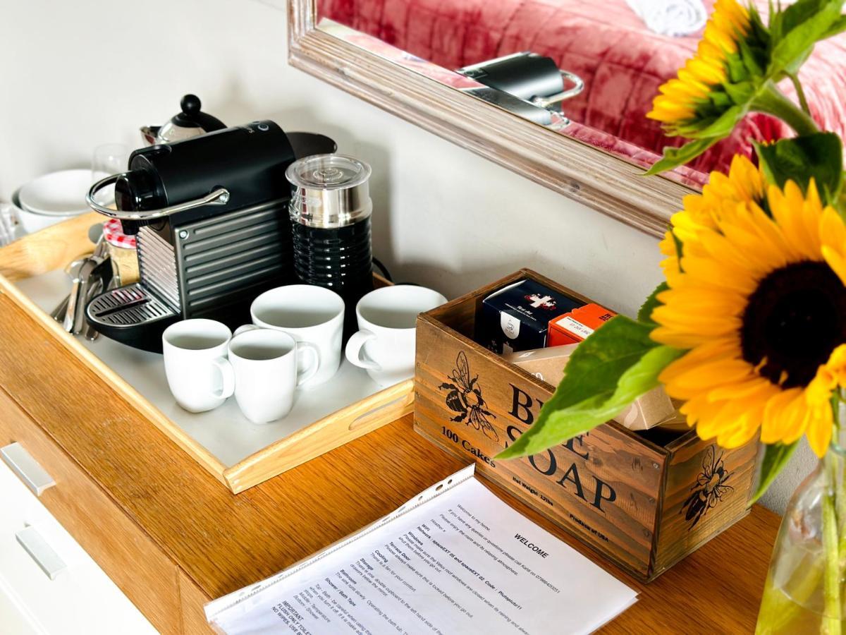 Heathers Loft Space Apartment London Bagian luar foto